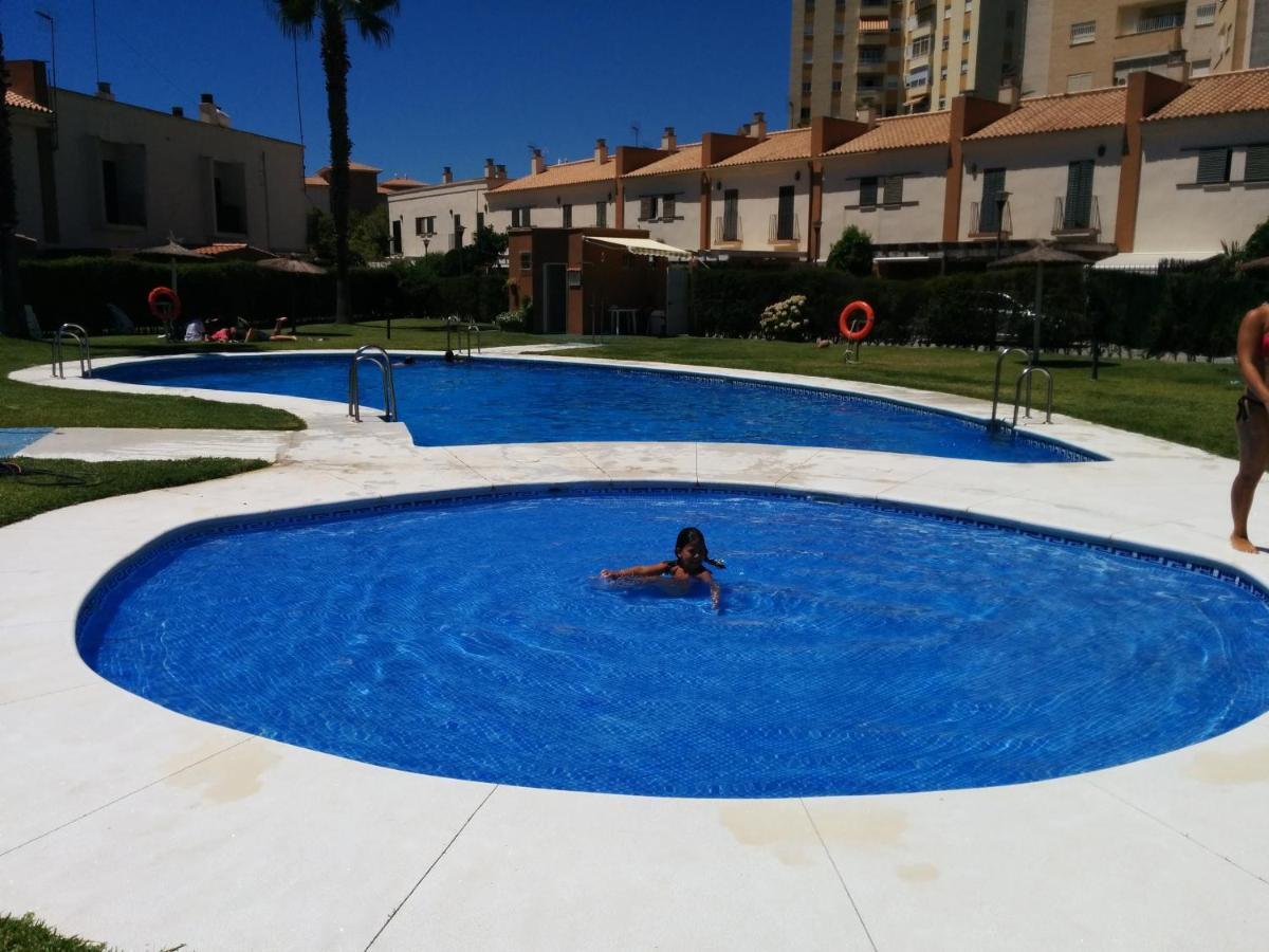 Estudio Con Piscina Y Garaje A 100 Mtr De La Playa 克莉丝蒂娜岛 外观 照片